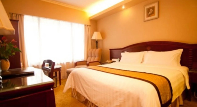 Luo Hu, Rezerwuj Hotel Hotele w Shenzhen z parkingiem, Parking