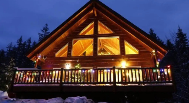 Creekside Cabin, Забронировать Дом для отпуска Коттеджи Паквуд, Коттедж