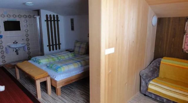 Haus Agnes, Book Hotel Hotels in Vorarlberg with Parking, Parking