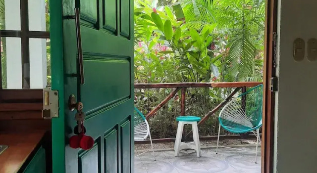 Номер Deluxe Цокольный этаж с видом на сад Hotel Guiones