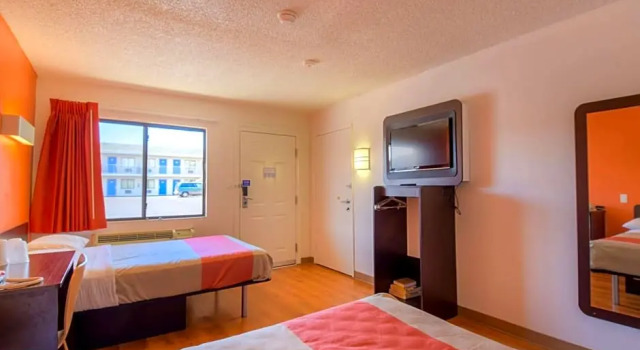 Номер Deluxe Motel 6 Las Vegas, NV - I-15 Stadium