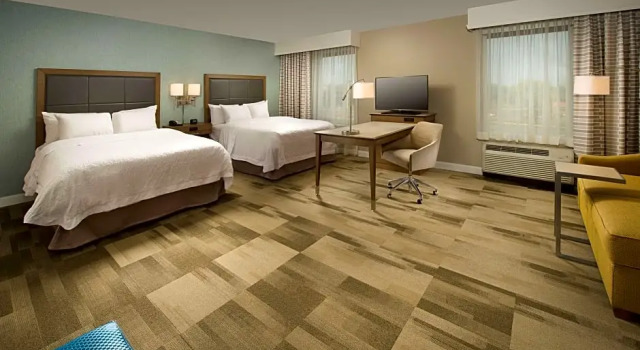 Четырёхместный люкс Hampton Inn & Suites Syracuse/Carrier Circle