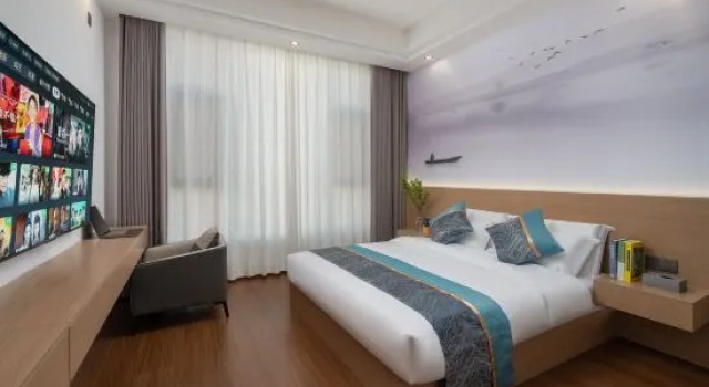 Люкс Ruilaikesi Hotel (Dali Station Erhai Park Branch)