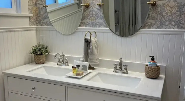 Люкс Standard Fisher House Victoria Bed and Breakfast