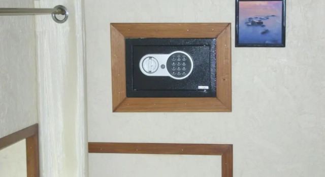 Номер Standard B & B Gross Methling