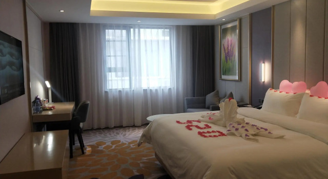 Lavande Hotels·Guilin Central Square Elephant Trunk Hill Scenic Area