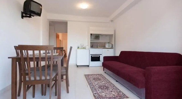 Студия Elatos Apartments