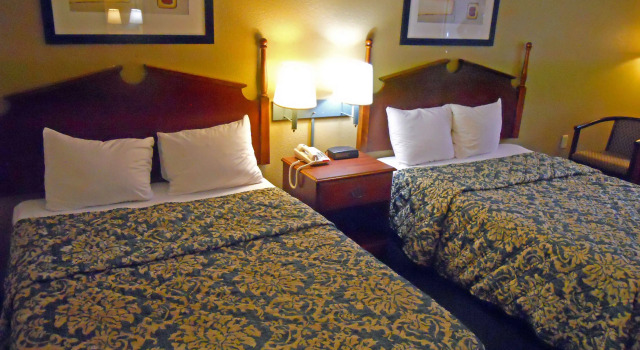 Четырёхместный номер Deluxe Country Hearth Inn & Suites Dawson