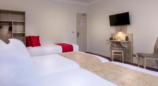 Четырёхместный номер Standard Hôtel Opera Lafayette