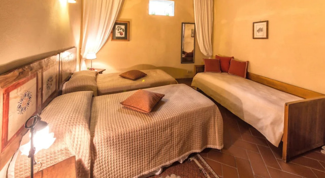 Holiday Home Features a Garden Features and Free Wifi, Book Hotel Figline Valdarno 
