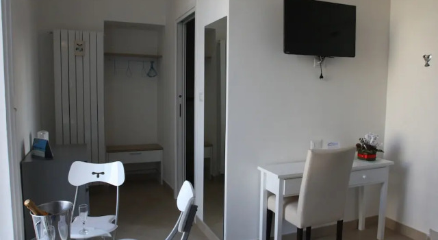 Номер Deluxe Base Napoli Mergellina