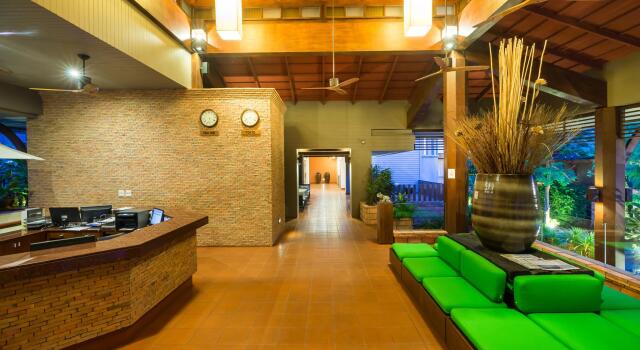 Ayrest Hotel