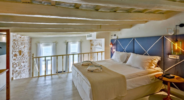 Люкс Дуплекс с красивым видом из окна Thalassa Boutique Hotel