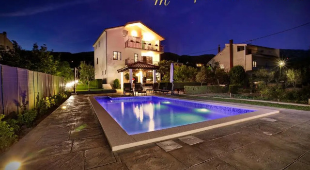Апартаменты Apartment Mihanovic
