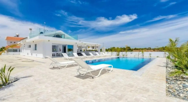 Вилла Luxury Villa Tzialli