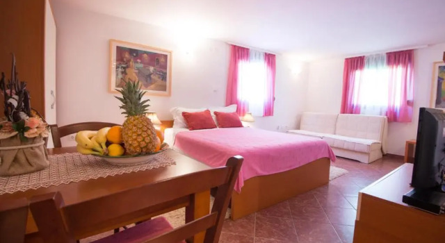 Студия Apartments Babilon