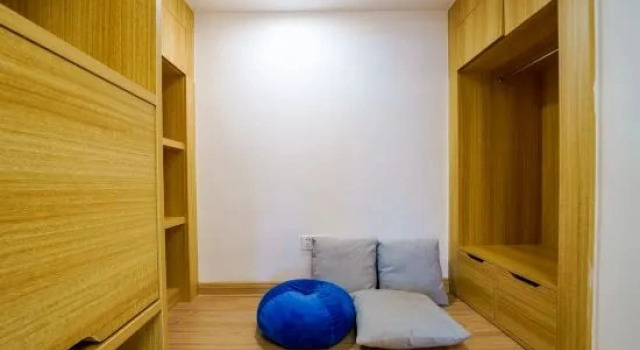 Люкс Economy Hong Mingju Hot Spring Resort Hotel (Jin Yezi Branch)