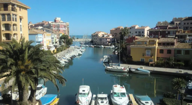 Апартаменты Mirant el Mar