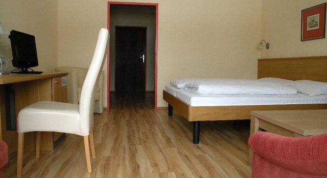 Hotel Reitzentrum Hausruckhof e U, Book Hotel  
