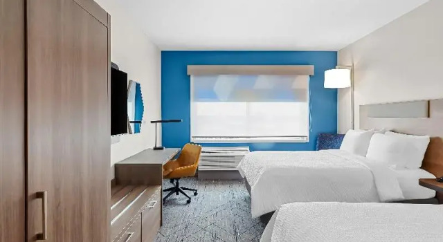 Четырёхместный люкс c 1 комнатой Holiday Inn Express Peotone by IHG