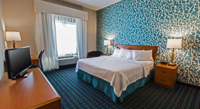 Номер Standard Fairfield Inn & Suites Toledo North