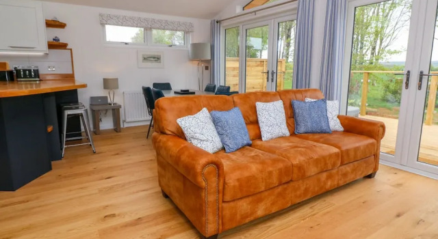 21 Meadow Retreat