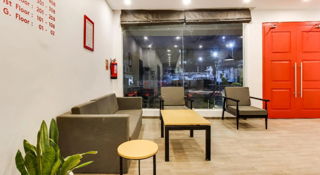 OYO Townhouse 196 De Alphabet, Rezerwuj Hotel Hajdarabad 