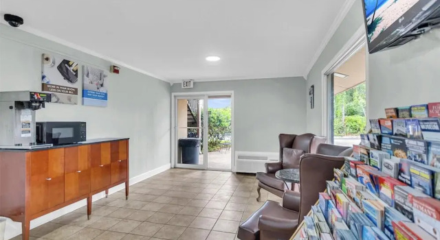 Studio 6 Extended Stay - Summerville, SC - Charleston