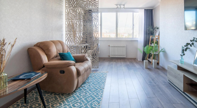 MyHome YourHome (МайХоум ЙоХоум) на улице Островского 67