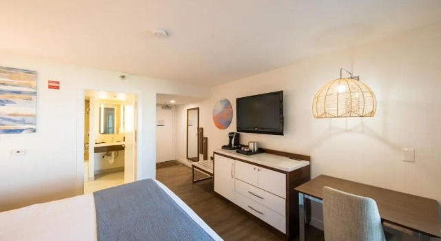 Двухместный номер SeaCrest Oceanfront Hotel