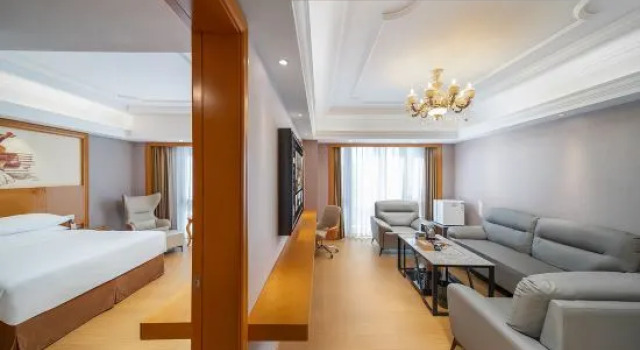 Люкс Deluxe Vienna International Hotel Foshan Beijiao New City Meidi Headquarter