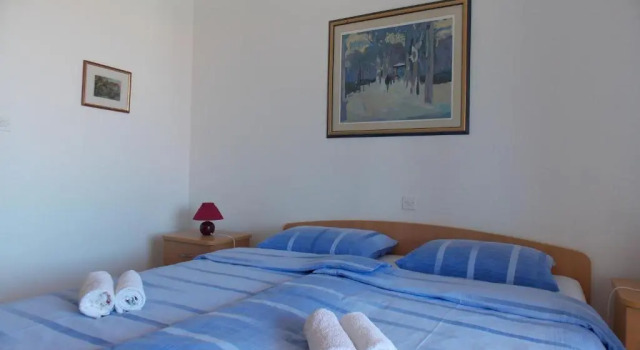 Barbat 730, Book Hostel Rab Rab Island