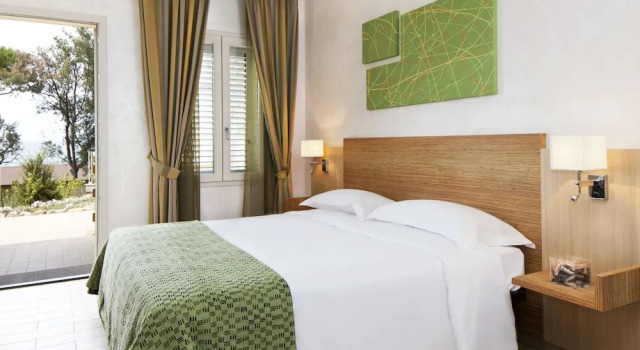 Двухместный номер Deluxe Golfo del Sole Hotel & Holiday Resort
