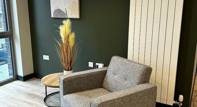 Spacious & Luxurious 2-bed Apartment in London