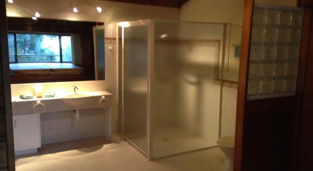 Southern Anchorage Retreat, Varaa Hotelli  