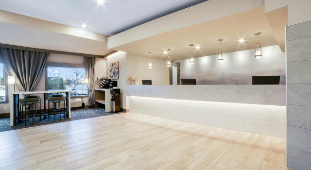 Sandman Hotel & Suites Kelowna, Réserver Hôtel Kelowna Colombie-Britannique