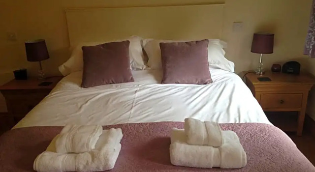 Manor Garden Lodge, Buchen Sie Hotel Wirral Merseyside