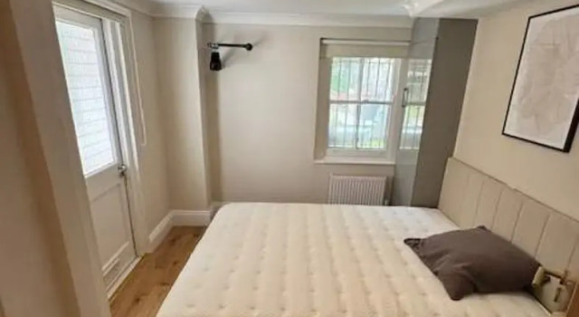 Charming Notting Hill Basement Flat With Garden, Varaa Huoneisto Asunnot kohteessa Merseyside, Huoneisto