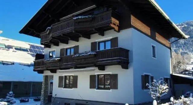 Haus Pankratz, Забронировать Апартаменты/квартира Отели Тироля с парковкой, Парковка