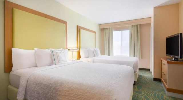 Четырёхместный люкс SpringHill Suites by Marriott Little Rock