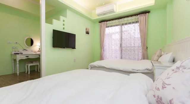 Трёхместный номер Deluxe Iris Guest House