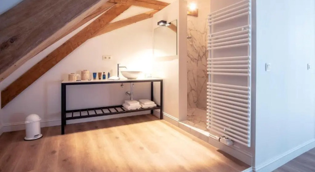 Bed & Breakfast Jezuietenplein 21, Rezerwuj Hotel Hotele w Bruksela z parkingiem, Parking