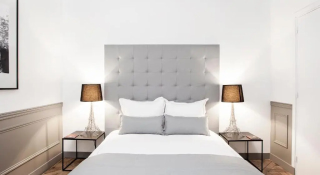 LivinParis - Luxury 2 Bedrooms Le Marais I, Забронировать Отель Отели Парижа с парковкой, рядом с Mémorial de la Shoah, Парковка
