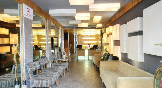 Salida Del Sol Hotel, Varaa Hotelli Hotellit Panaji pysäköinnillä, Pysäköinti
