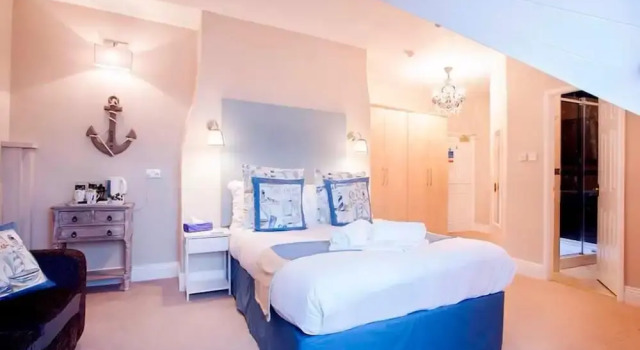 Number 61 Guest House and Tea Room