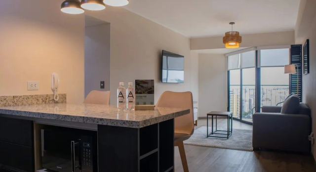 Коттедж w Awesome 2BR Apartment in Miraflores