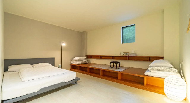 Mireuk Mireuk Hostel