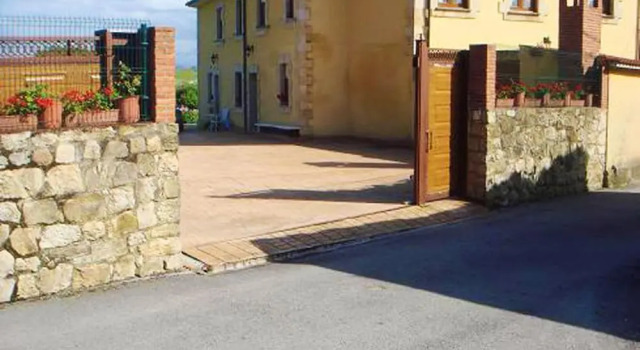 Apartment With 2 Bedrooms in Mogro, With Wonderful sea View, Private Pool, Enclosed Garden, Book Apartment Mogro Cantabria Coast