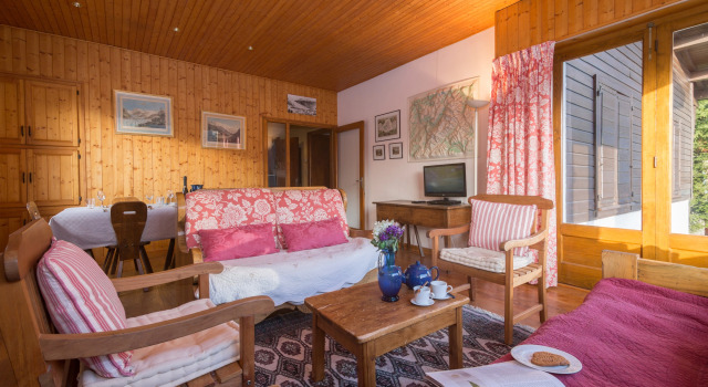 Chalet L'Avenaz, Забронировать Шале Виллы Овернь-Рона-Альпы, Вилла