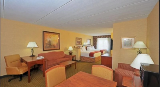 Holiday Inn Phoenix-tempe